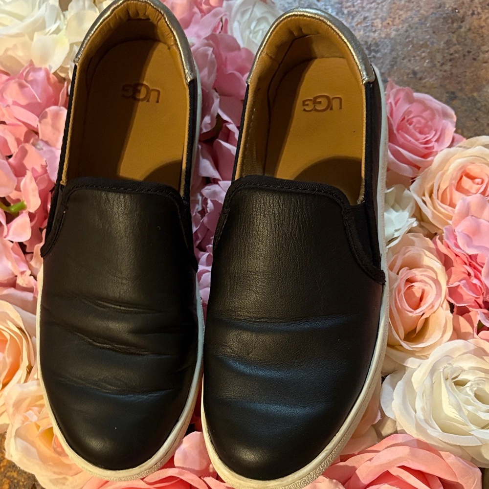 UGG Black Leather Casual Slip-Ons